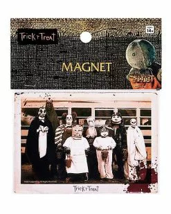Bus Stop Trick 'r Treat Magnet -Halloween Store 01518828 b
