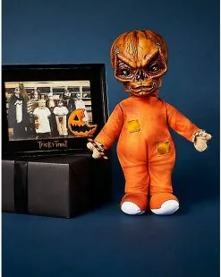 Unmasked Sam Plush - Trick 'r Treat -Halloween Store 01591155 c